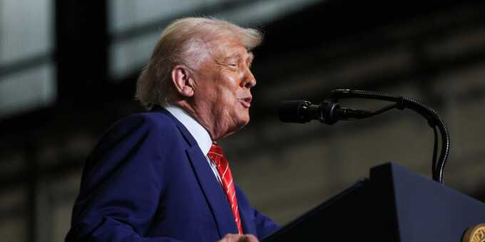 Трамп поздравил Навроцкого с победой и назвал его «победителем для Польши»