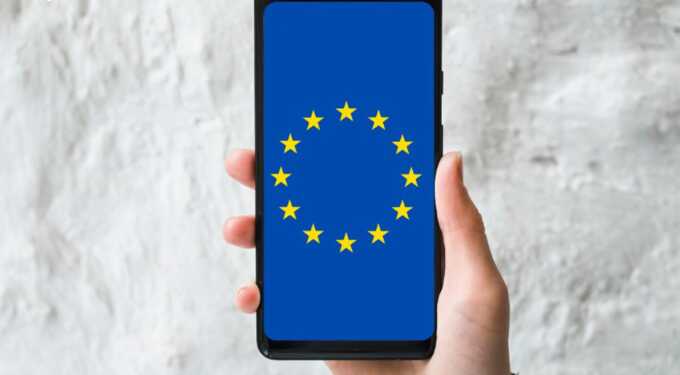 Еврокомиссия предложила включить Украину в зону роуминга ЕС с 2026 года