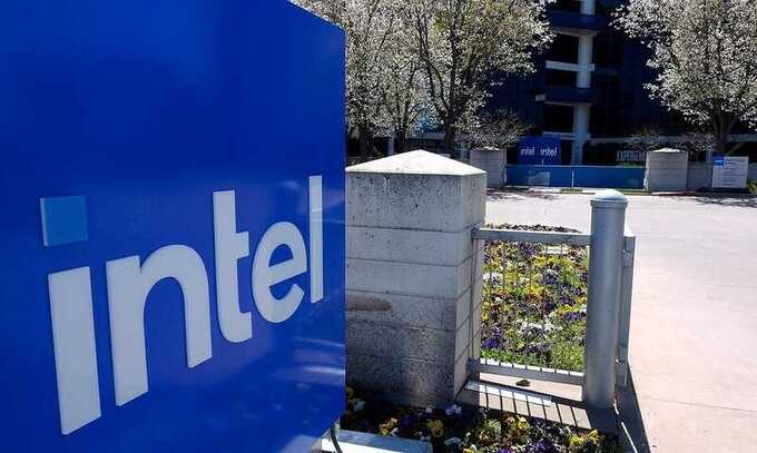 Intel признала отставание и упущенные возможности в сфере искусственного интеллекта