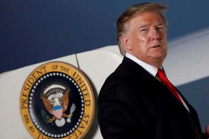 Трамп прилетел в Шотландию на переговоры с фон дер Ляйен и пригрозил пошлинами ЕС